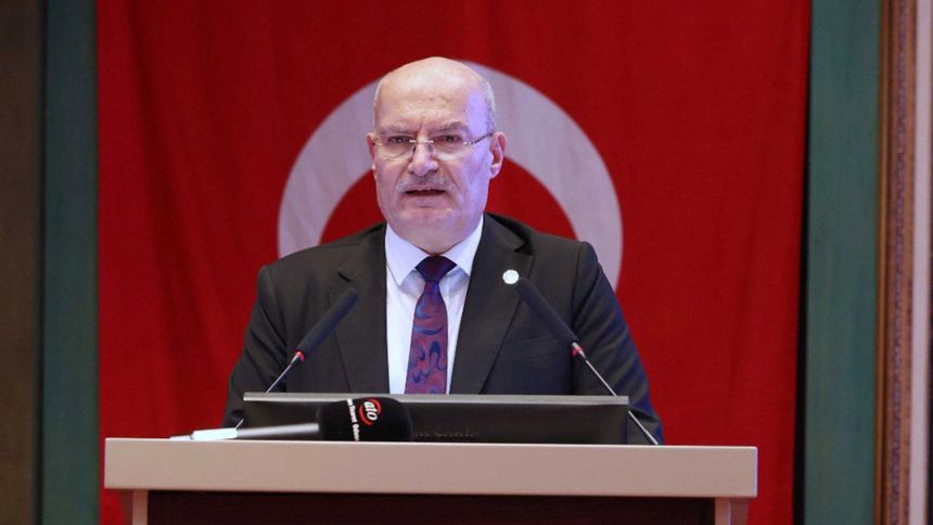 ATO Başkanı Baran: 15 yıl vergi ve primini eksiksiz ödeyene yeşil pasaport verilsin