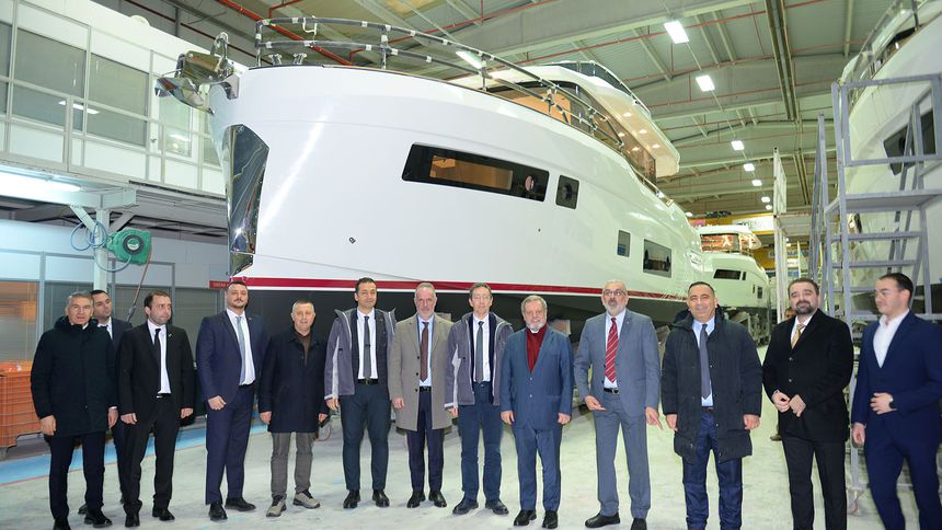 Sirena Marine, süper yat yatırımlarıyla ölçeğini büyütüyor