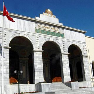 İstanbul Valiliği'nden SMA stantları ve sahipsiz köpeklerle ilgili toplatma kararı