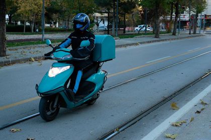 Kurye kararı yürürlükte: Çalışma saatlerinin bildirilmesi zorunlu oldu