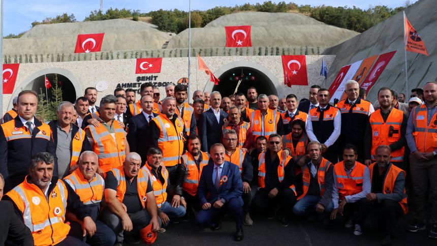Aydınca Varyantı ve Şehit Ahmet Özsoy Tüneli açıldı