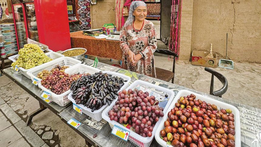 Çin mucizesi: Büyük Yeşil Duvar ile çölü meyve bahçesine çevirdiler