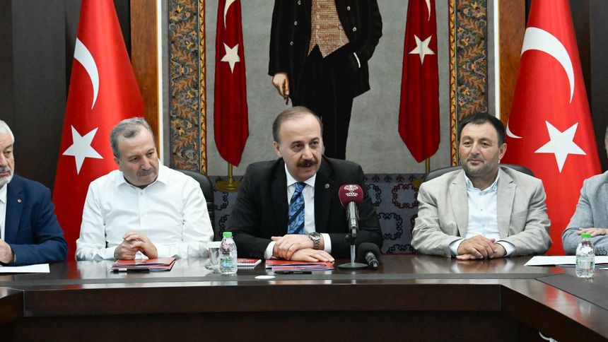 Akkanat Holding Davraz Sirene Oteli’ni sattı