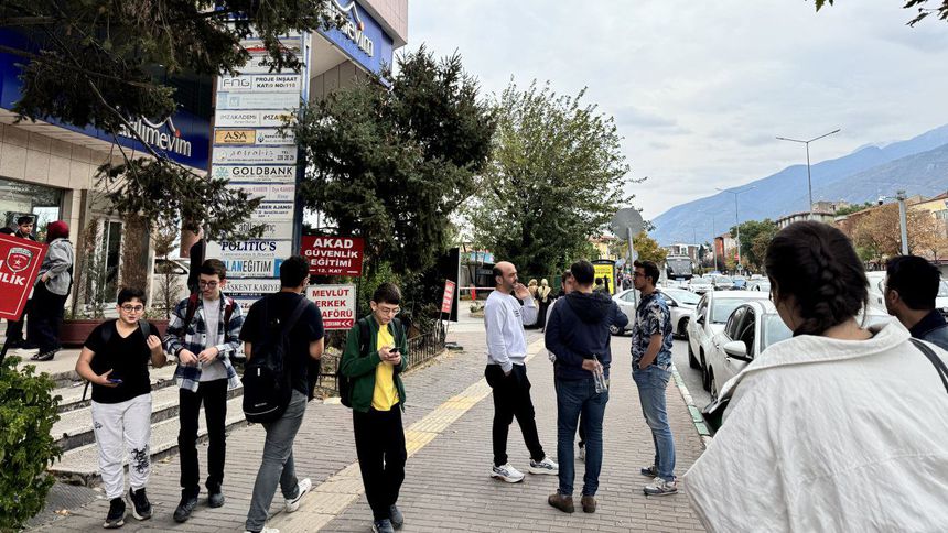 Kütahya'da deprem