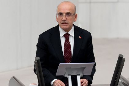 Şimşek: Vergi ve harç güncellemelerini hedeflediğimiz enflasyon oranında belirleyeceğiz