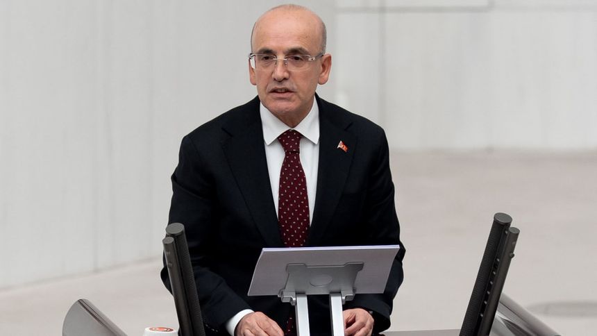 Şimşek: Vergi ve harç güncellemelerini hedeflediğimiz enflasyon oranında belirleyeceğiz