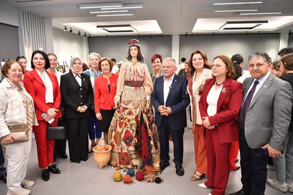 Tohumluk Vakfı Kayseri’de 23 Nisan’a özel sergi açtı