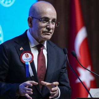 Bakan Şimşek: Dolaylı vergilerin payını yüzde 62'ye indirdik