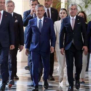Özgür Özel: En kötü senaryo için ikinci parti lazım olabilir