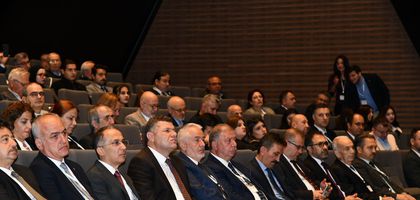 Isparta’nın geleceği sempozyumda tartışıldı