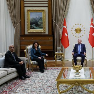 Erdoğan, DEM Parti heyetiyle görüştü Erdoğan, DEM Parti heyetiyle görüştü