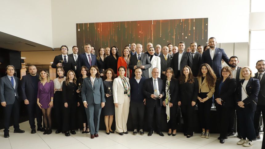 Tekstilde 'İhracatın Devleri' ödüllendirildi