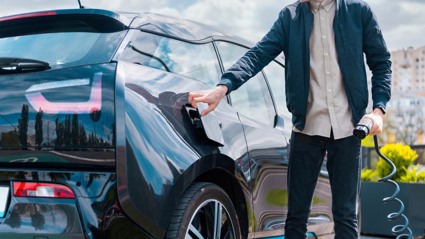 '2030'da Türkiye yollarında 1,5 milyon elektrikli araç göreceğiz'