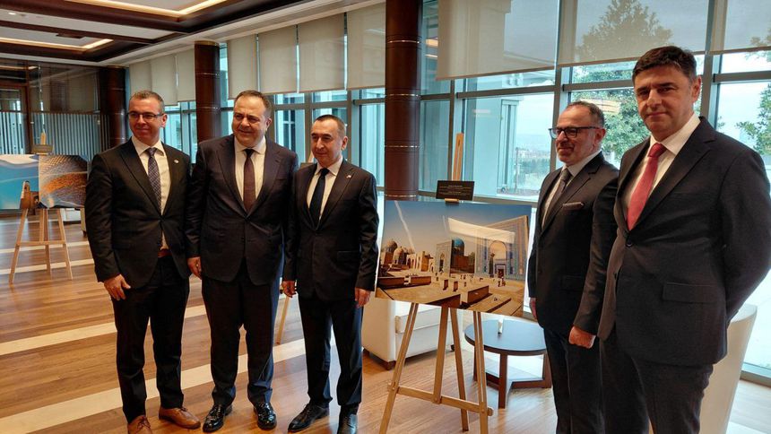 'Masallar Ülkesi Özbekistan' kitabı tanıtıldı