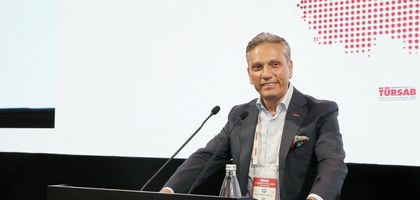 TÜRSAB'da Firuz Bağlıkaya yeniden başkan