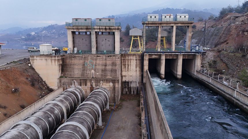 İslahiye Ovası'nda çalışma sürüyor