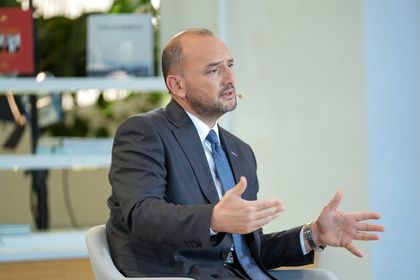 Özdemir'den faiz tahmini: Temmuzda çok ciddi bir düşüş bekliyoruz