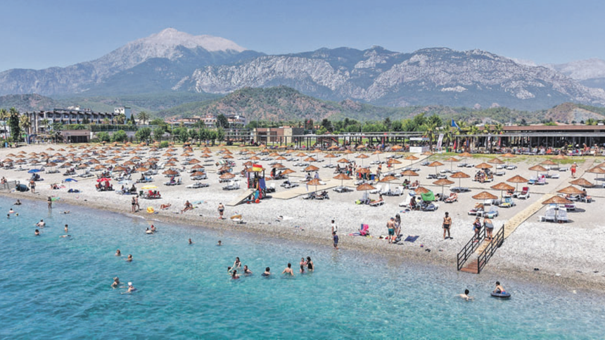 Bodrum'a 15 sterline bilet, Marmaris'te 212 sterline tatilc