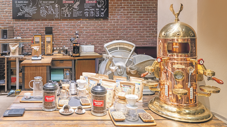 Bir fincandan daha büyük bir dünya Bir fincandan daha büyük bir dünya