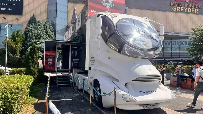 'Kartal Store'dan alınan her ürün şehit çocuklarının eğitimine katkı sağlıyor'