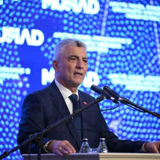 Bolat: Dünyanın bütün ülkeleriyle dış ekonomik ilişkilerimizi büyük bir gayretle yürütüyoruz