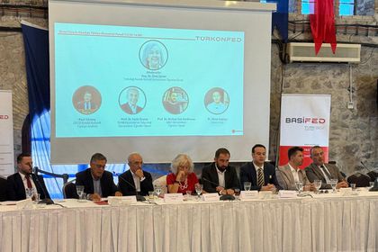 TÜRKONFED’den 'İkinci Yüzyıla Girerken Türkiye Ekonomisi' kitabı