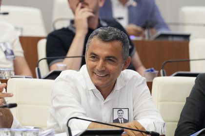 Manavgat Belediyesi'ne operasyon: Başkan Kara dahil 34 gözaltı