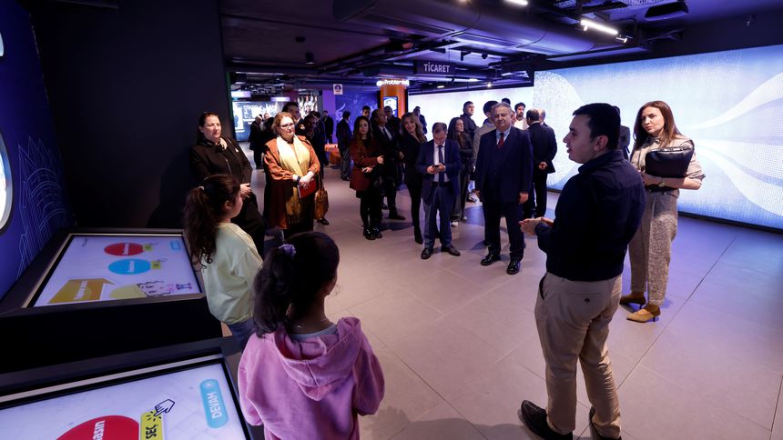 Dijital Deneyim Merkezi, eğitimcileri sosyal sorumluluğa dahil etti