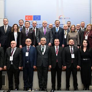 Hisarcıklıoğlu: Projeler güncel ve stratejik alanlara odaklanacak