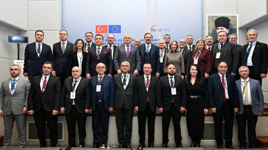 Hisarcıklıoğlu: Projeler güncel ve stratejik alanlara odaklanacak