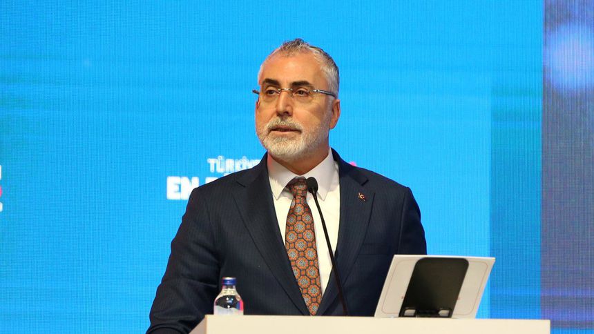 Bakan Işıkhan duyurdu: Bir SMA ilacı daha SGK geri ödeme listesine eklenecek