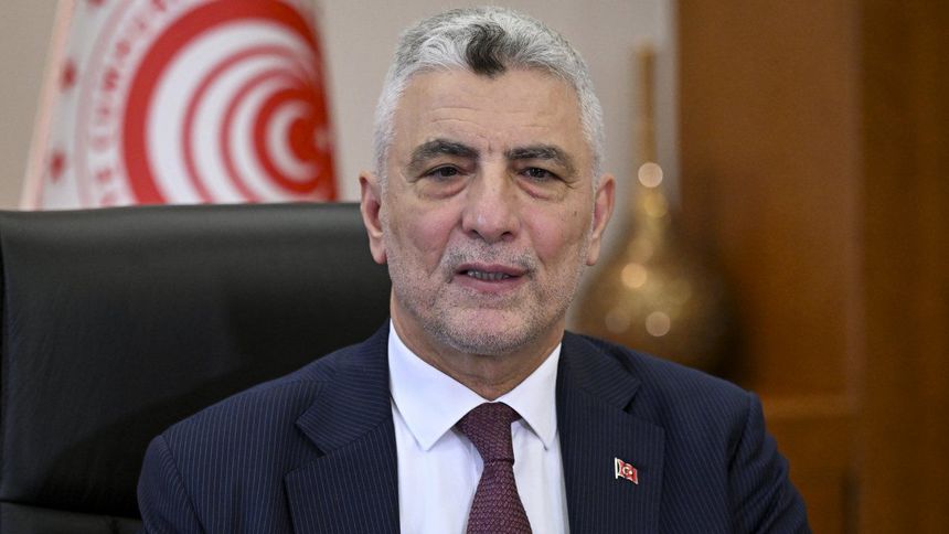 Bakan Bolat: Asgari ücret artışı kadar zam yapmaya çalışan fırsatçılara aman vermeyeceğiz