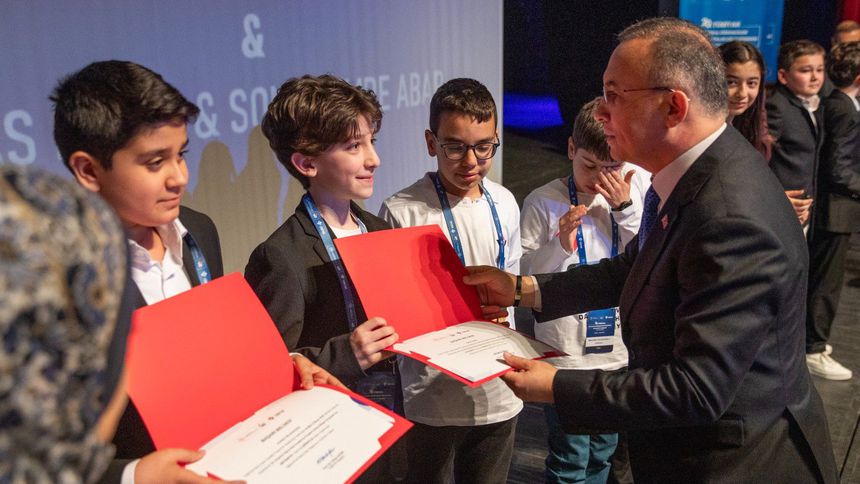 Sanko Okulları, TÜBİTAK bölge finallerinde iki birincilik kazandı