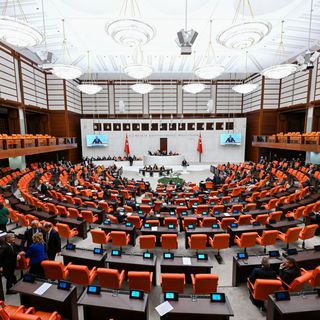 Maden teklifinin 7 maddesi daha kabul edildi: Zeytinlik alanlarla ilgili değişiklik