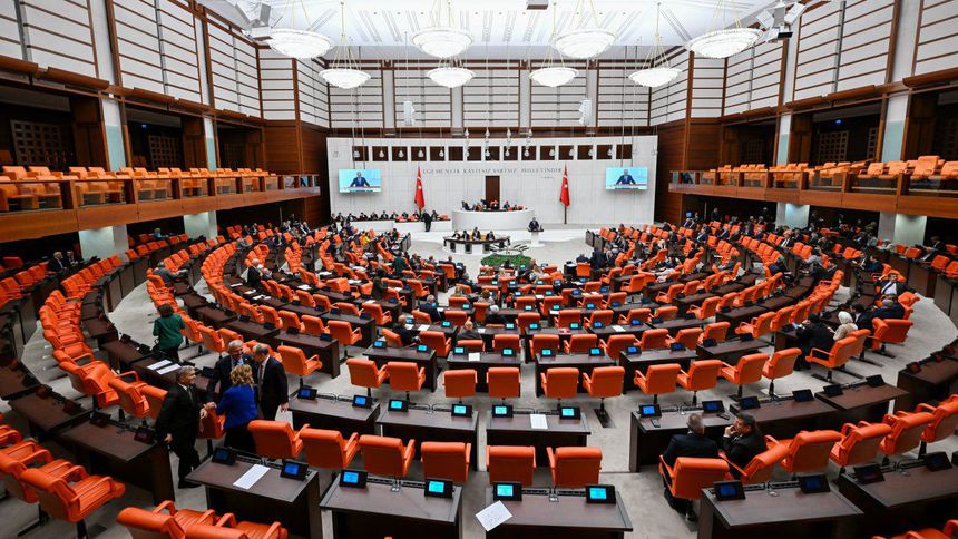 Maden teklifinin 7 maddesi daha kabul edildi: Zeytinlik alanlarla ilgili değişiklik