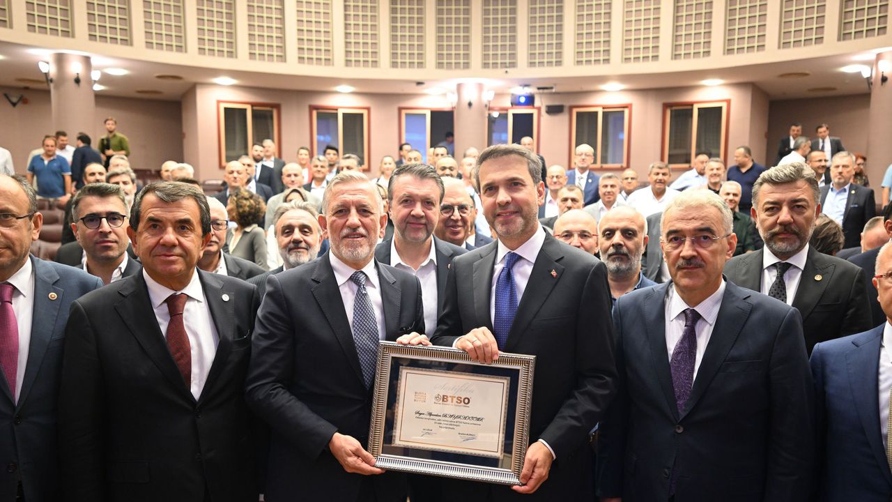 Bakan Bayraktar: “Bursa’nın enerji talebi Türkiye’den daha hızlı artıyor”
