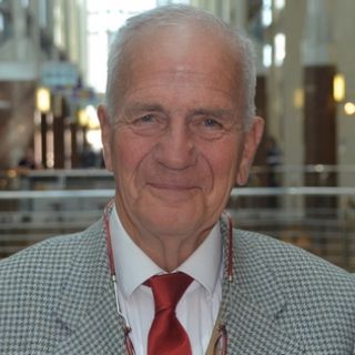 Behiç Ak ve Kenan Mortan’dan ‘Ekonomi Karikatürleri ve Yorumları’ sergisi