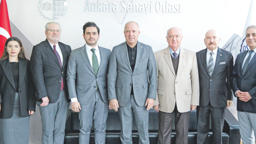 'Türkiye ucuz ilaç politikası ile kazandığının daha fazlasını ithal ilaç almak için harcıyor'