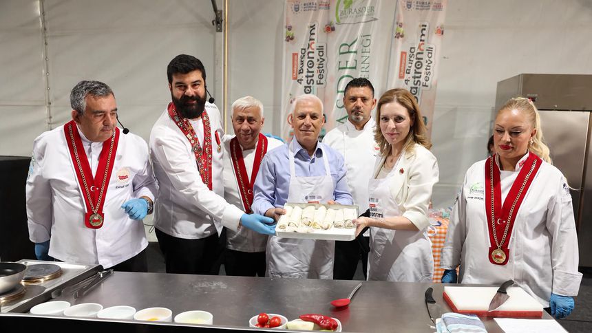Bozbey: Bursa, gastronomi turizminden de pay alan kentlerden biri olacak