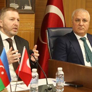 Azerbaycan’dan Akdenizli iş insanlarına yatırım daveti