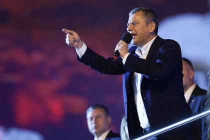 Veriden anlam üreten siyaset