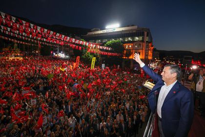Özgür Özel: Egemenliği milletten alıp yargıya devretmek istiyorlar