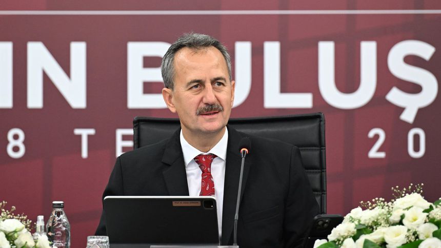 'Türkiye, savunma-havacılık ihracatında dünyada ilk 10 arasına girecek'