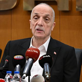 TÜRK-İŞ Başkanı Atalay'dan sert eleştiri: Ülke kimsenin babasının çiftliği değil