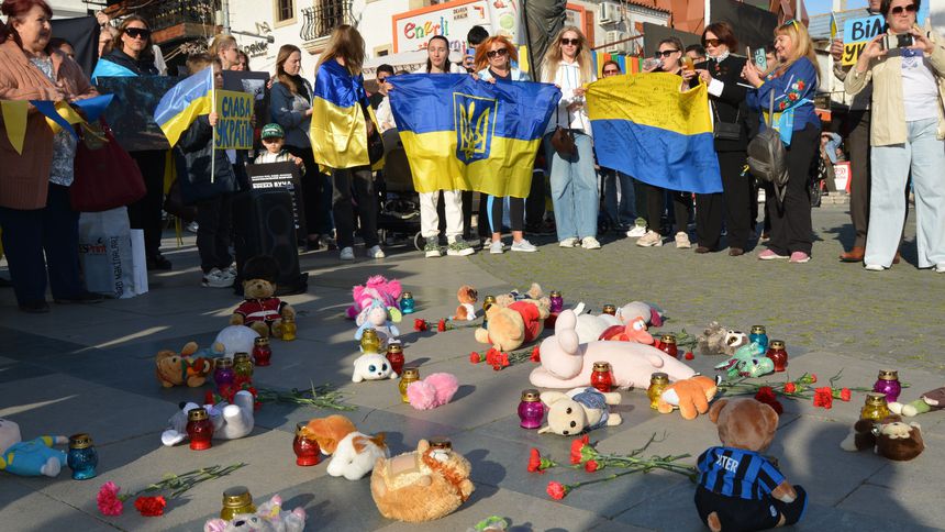 Ukraynalılardan Rusya’ya savaş protestosu