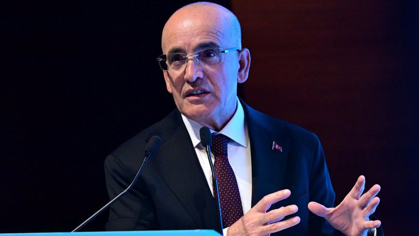 Şimşek: Zordaki sektörlere karşı asla duyarsız değiliz Şimşek: Zordaki sektörlere karşı asla duyarsız değiliz