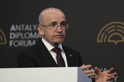 Bakan Şimşek: Enflasyonu düşürmek için geniş kapsamlı bir politika setimiz var