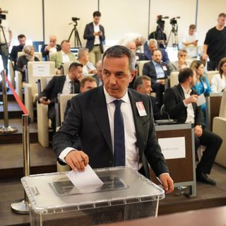 Beyoğlu Belediye Başkan Vekilliği'ne Karaahmetoğlu seçildi