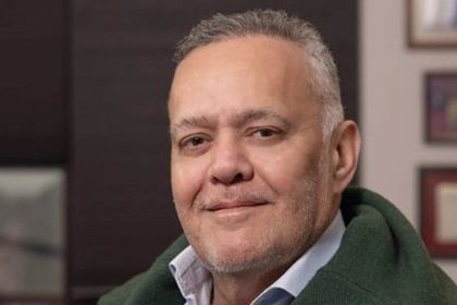 İlk şirketi için Şarık Tara, ‘Yan odada kur’ yolu açtı, inşaattan ‘ağaç perisi’ne uzandı