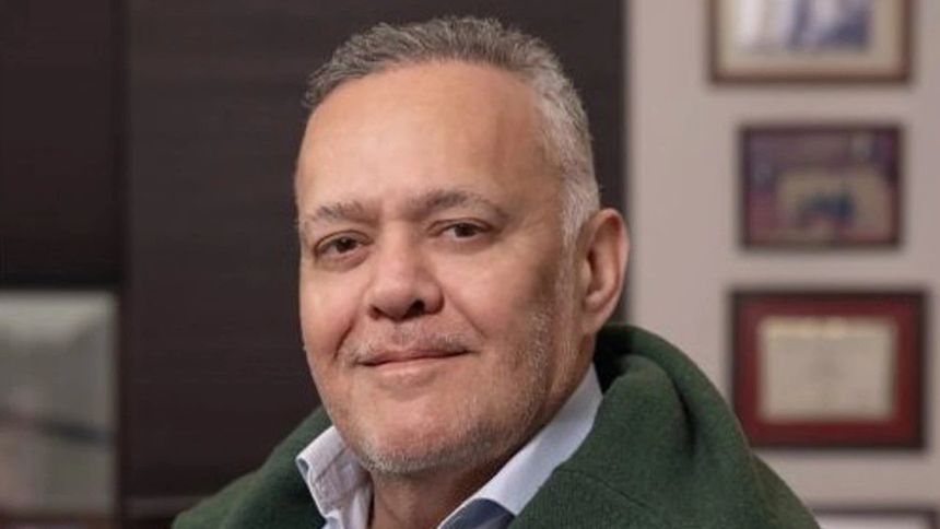 İlk şirketi için Şarık Tara, ‘Yan odada kur’ yolu açtı, inşaattan ‘ağaç perisi’ne uzandı